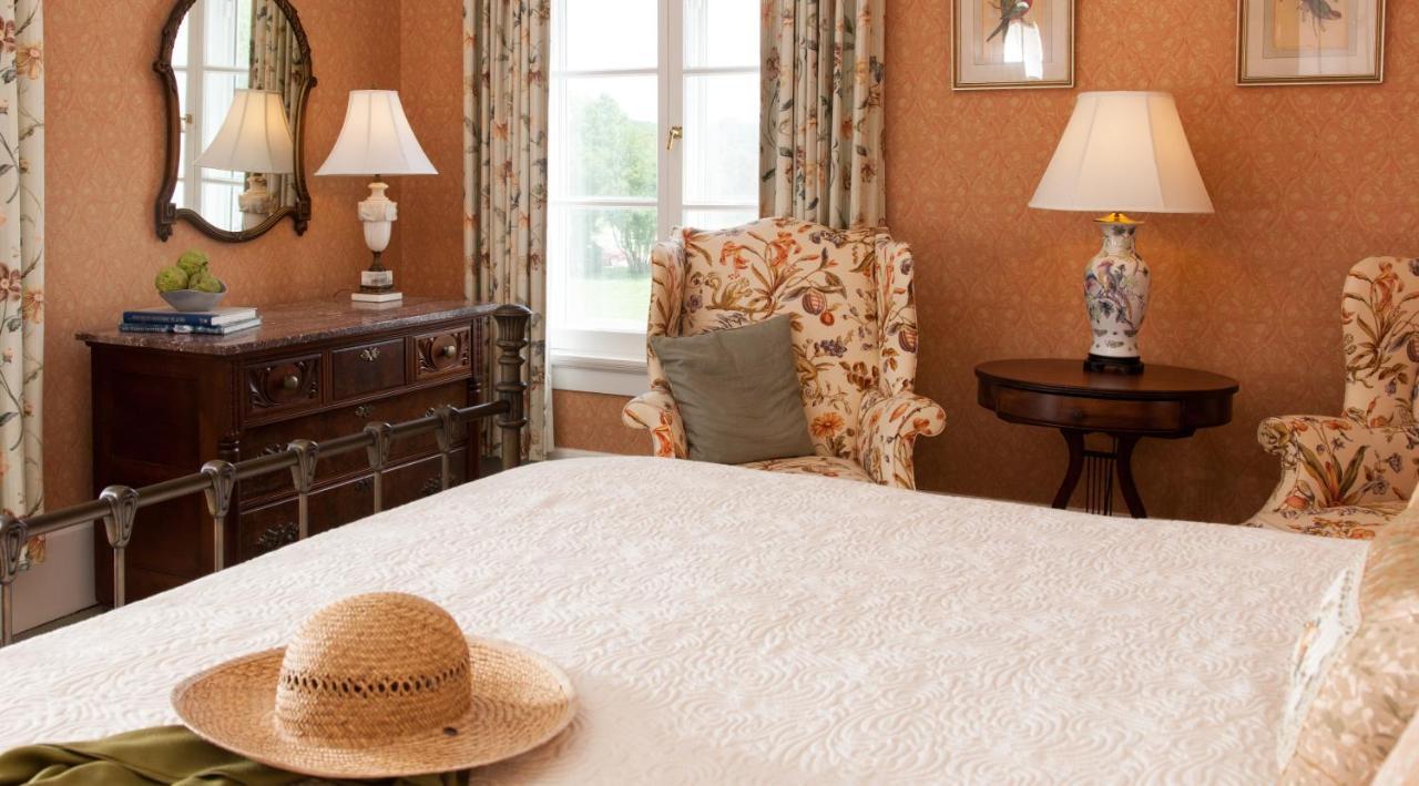Inn At Warner Hall Gloucester Esterno foto